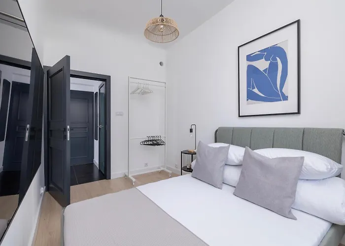 2-Bedroom Apartment - Starowislna 69 Street